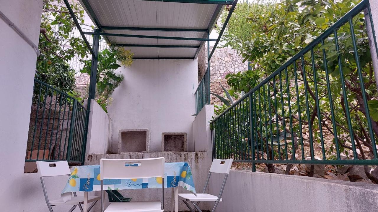 Apartments Ivica - Beachfront ดริเวนิก ภายนอก รูปภาพ